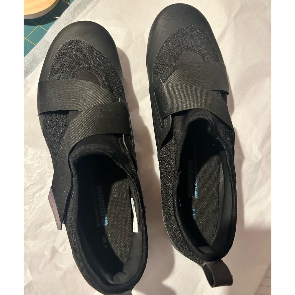 Shimano Pedaling Dynamics Bike Shoes, size 8.5